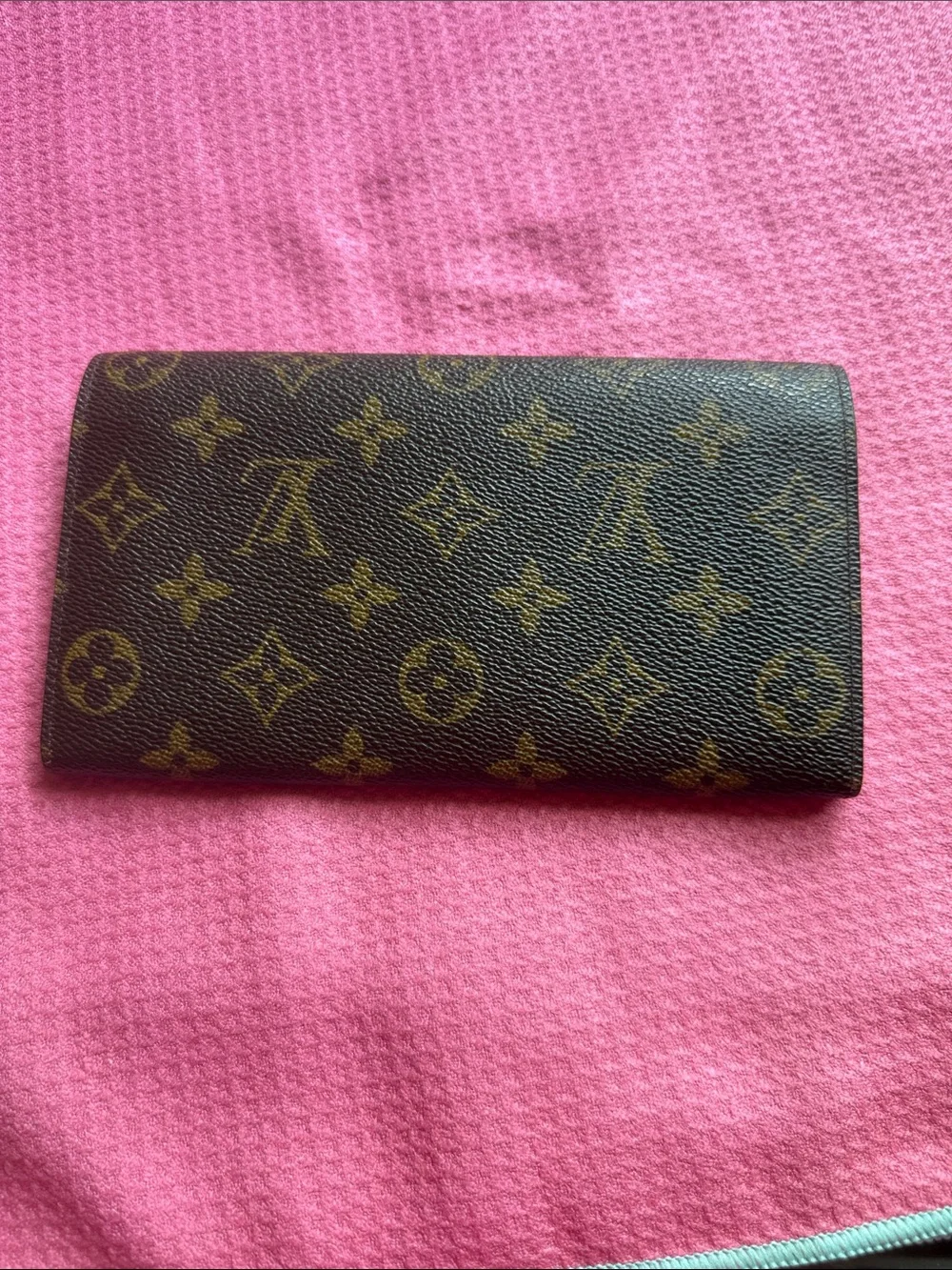Louis Vuitton monogram Authentic. Pre-owed